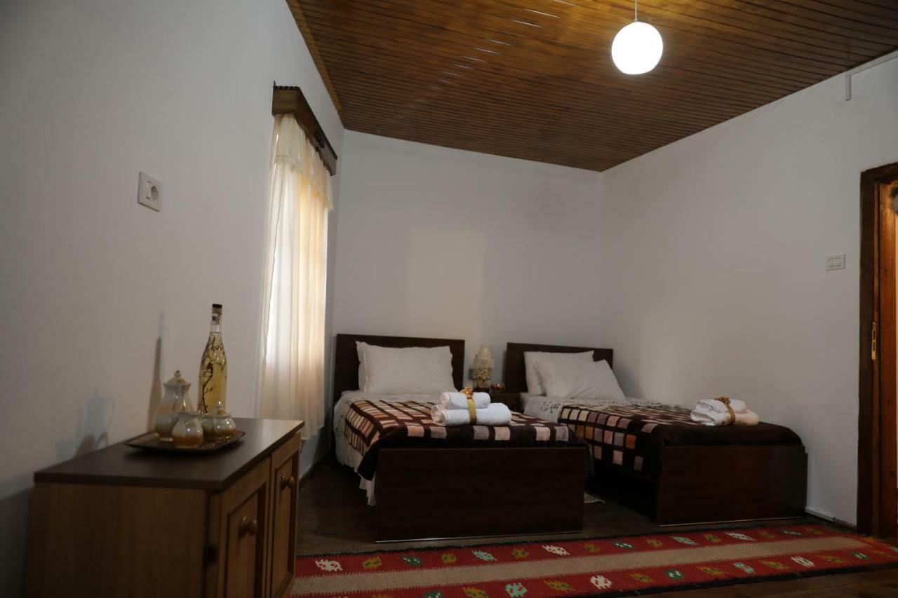 Guest House Mikel Berat Dış mekan fotoğraf