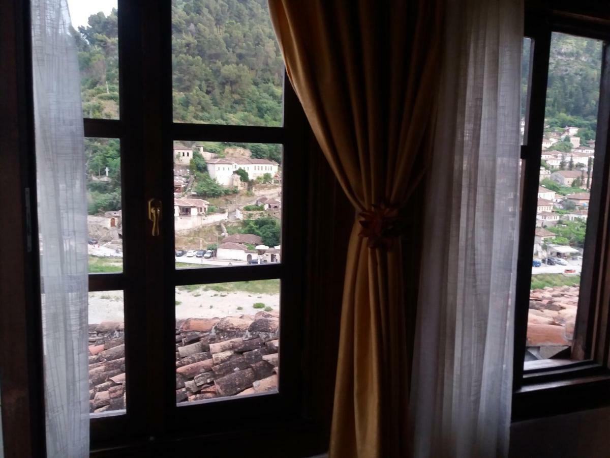Guest House Mikel Berat Dış mekan fotoğraf