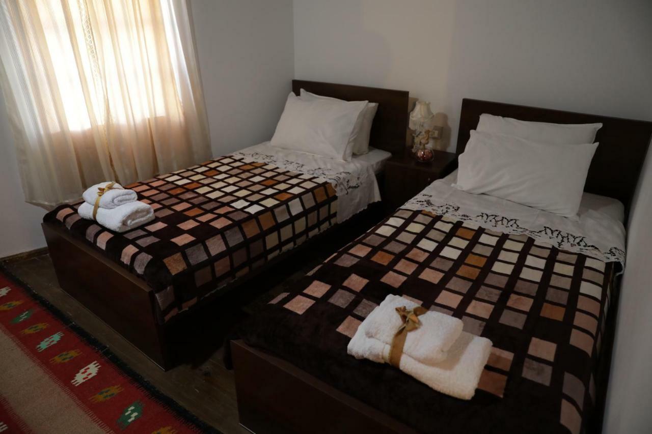 Guest House Mikel Berat Dış mekan fotoğraf