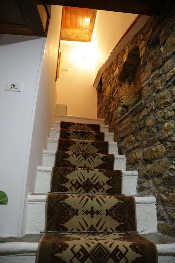 Guest House Mikel Berat Dış mekan fotoğraf