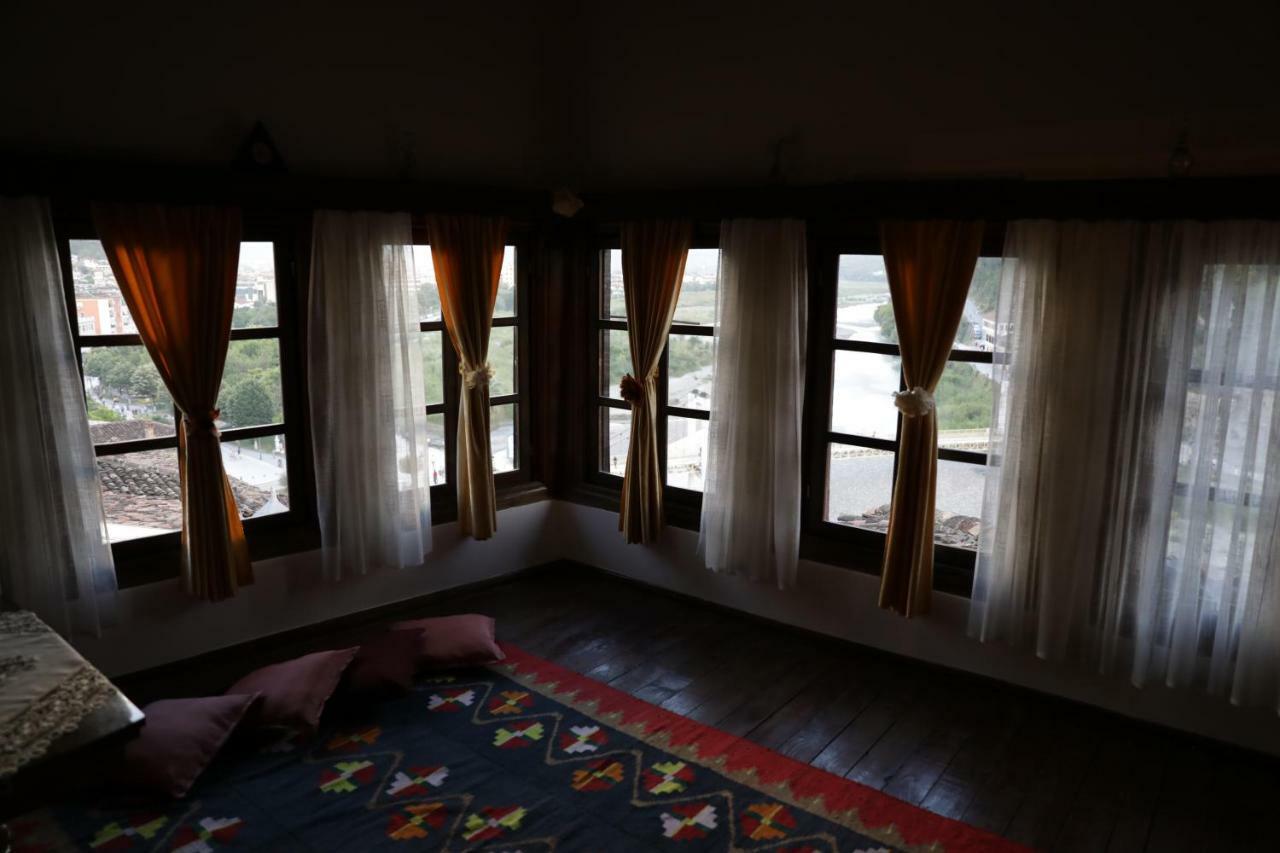 Guest House Mikel Berat Dış mekan fotoğraf